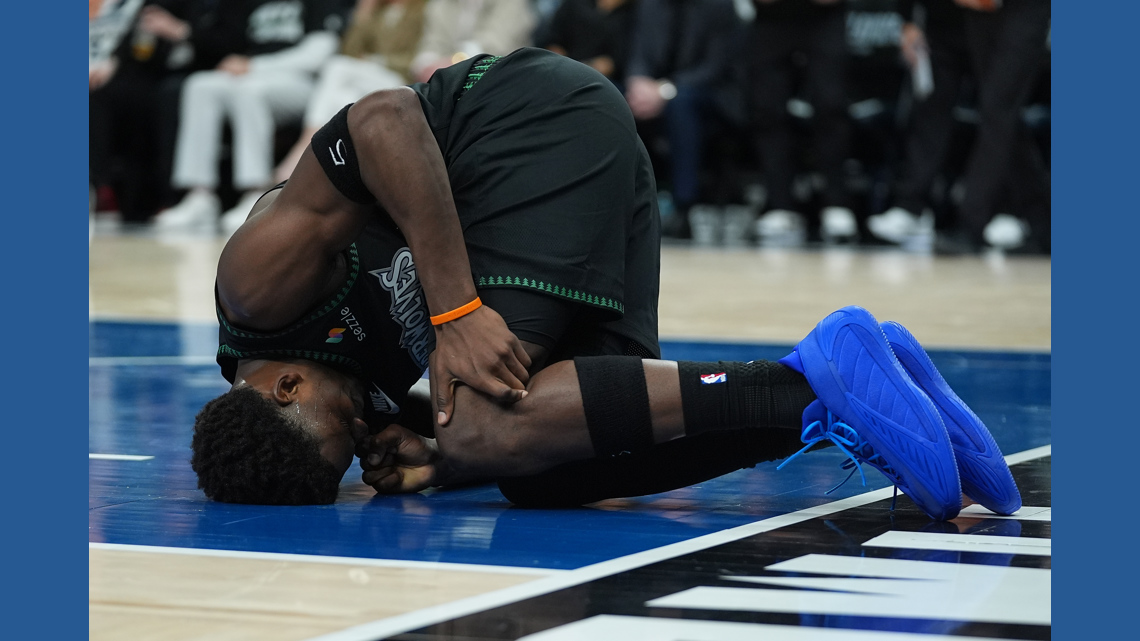Edwards cleared to play for Timberwolves in series opener against Spurs after expedited rehab