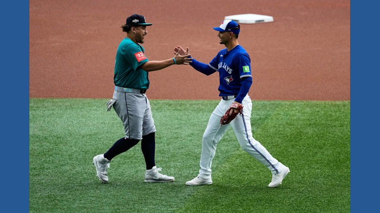 Canadian slugger Josh Naylor helps Mariners put Blue Jays in big