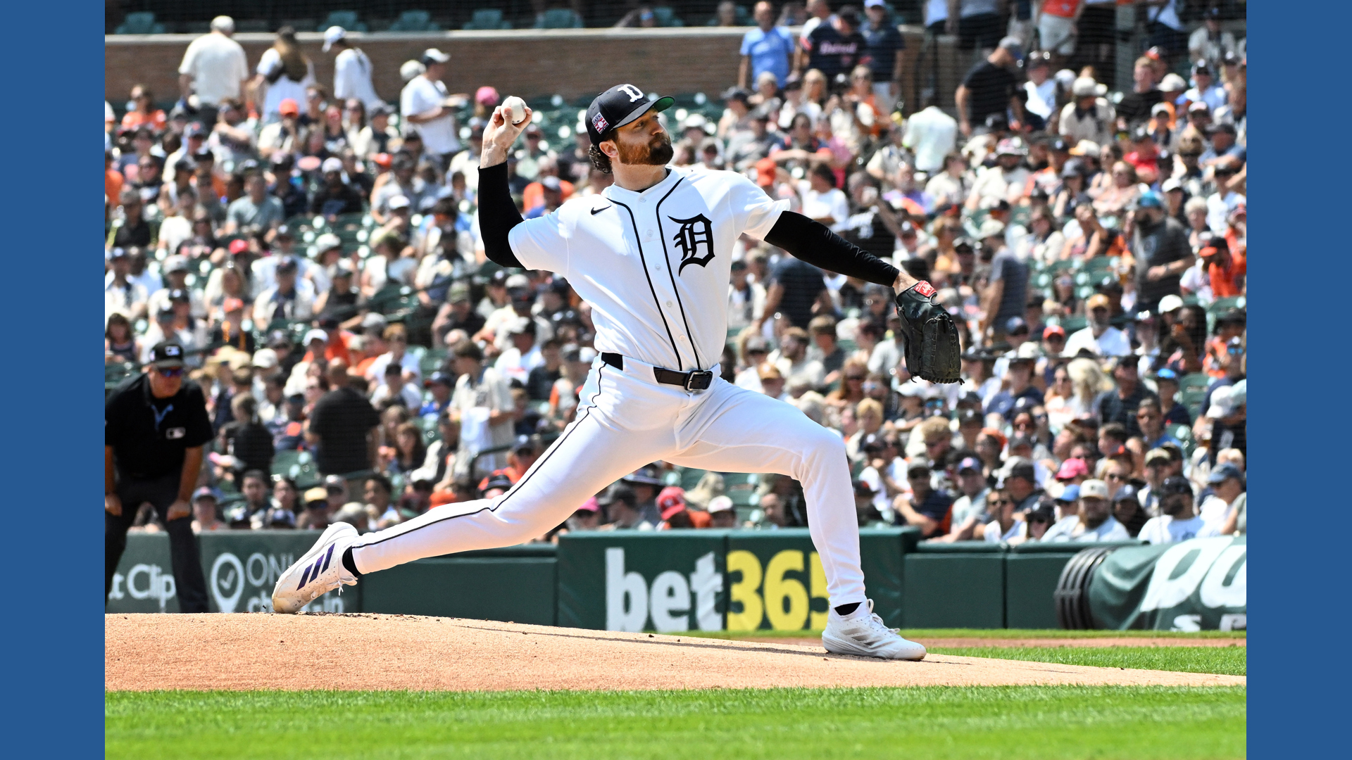 Tigers call up outfield prospect Max Clark and scratch starter