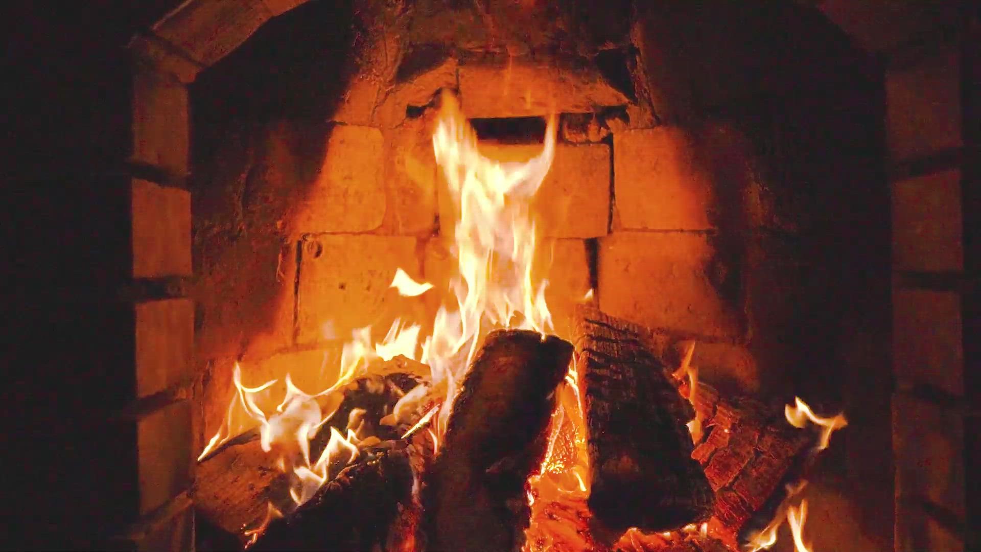 yule log burning
