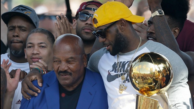 Jim Brown Appreciation: Remembering Hall of Fame running back's lasting impact on and off field