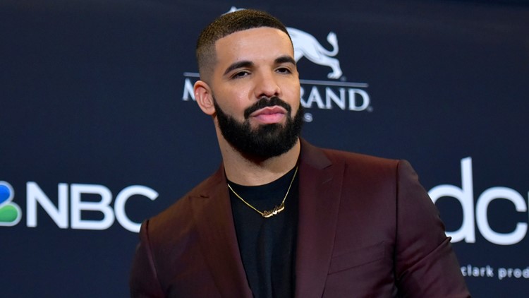 Drake announces he finally got a place and is moving to Houston