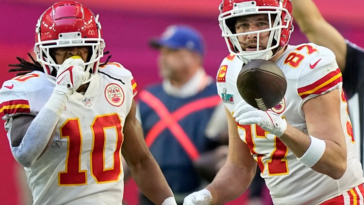 Should Travis Kelce retire after Super Bowl 57? - DraftKings Network