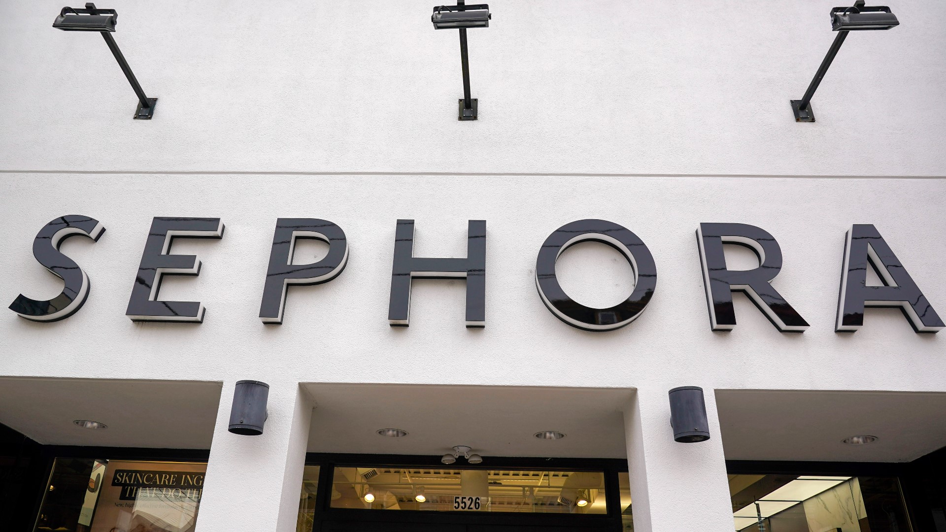 Sephora says it did not donate to Trump campaign