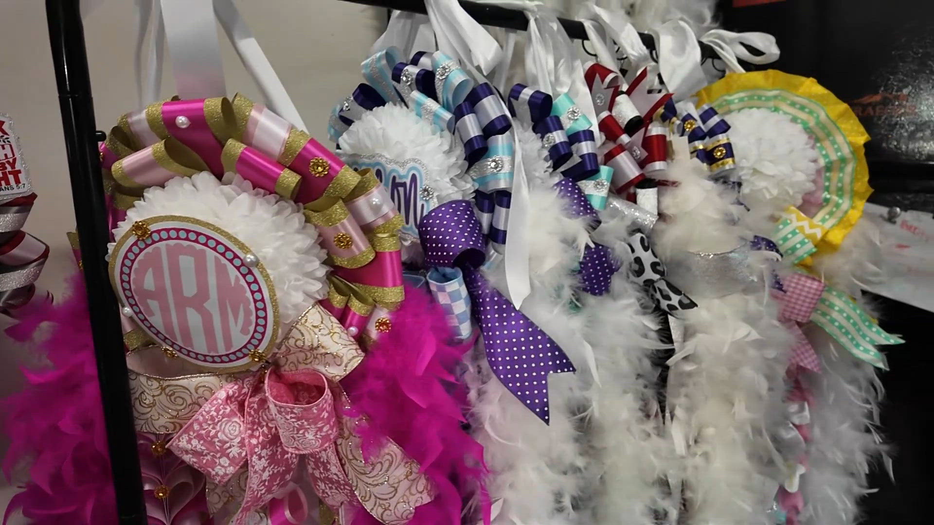 Texas Homecoming mums: A tradition that keeps getting bigger | kens5.com