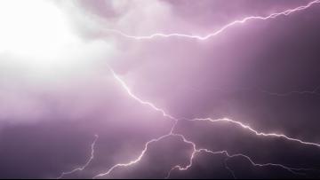 Lightning strike kills man, injures child in Bosque County