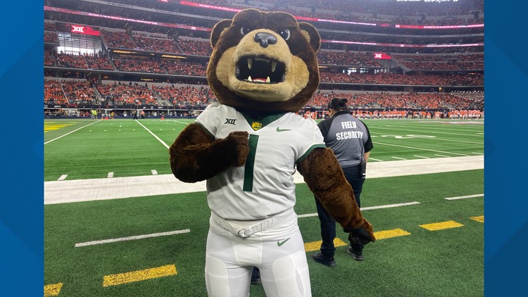 No. 9 Baylor defeats No. 5 Oklahoma State in the Big 12 Championship Game, 21-16