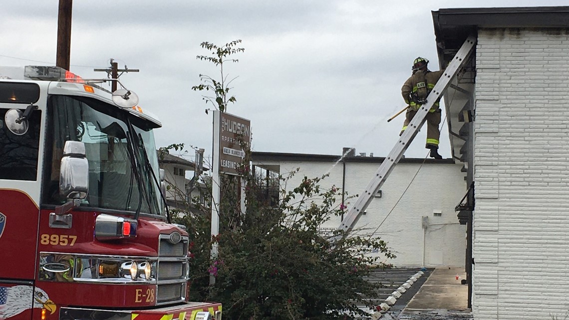 Fire Breaks Out At North-side Apartment Complex Kens5com