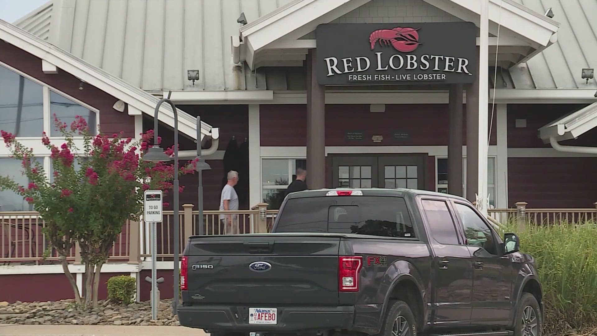 The sea food chain says the next round of closures includes locations where they can't renegotiate their leases.