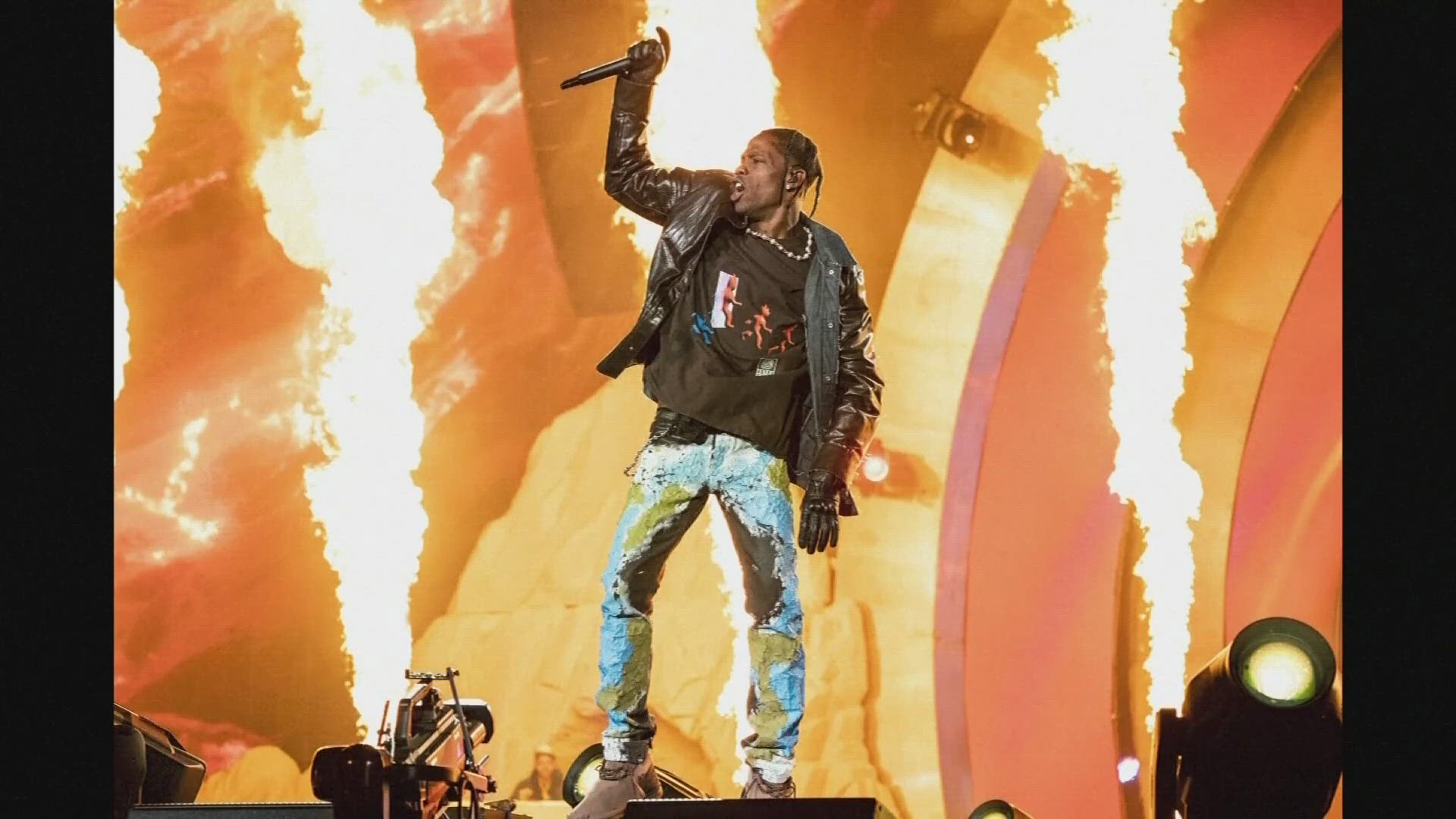 Those included in the suits are Travis Scott, Live Nation, and Apple, the company who streamed the concert.