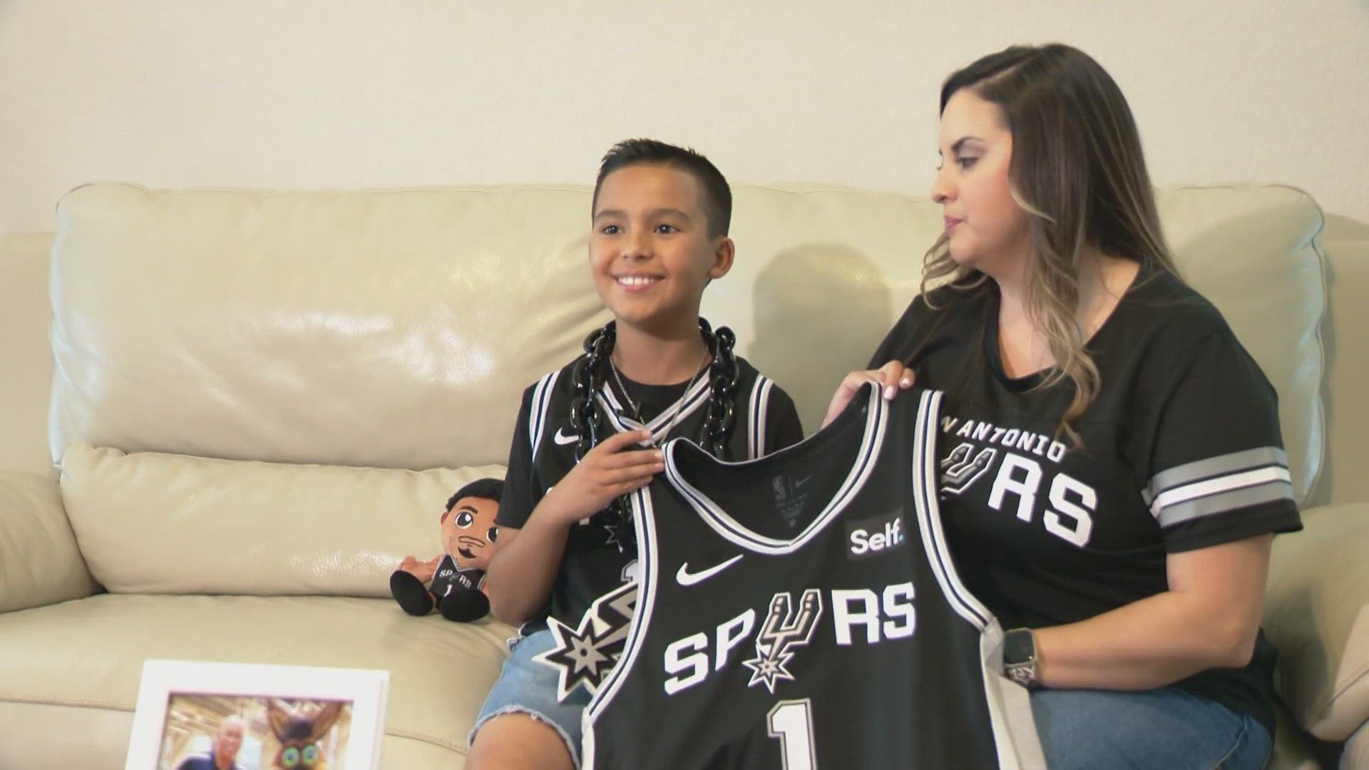 The star rookie left a present for a young Silver & Black diehard as he left the floor against Golden State.