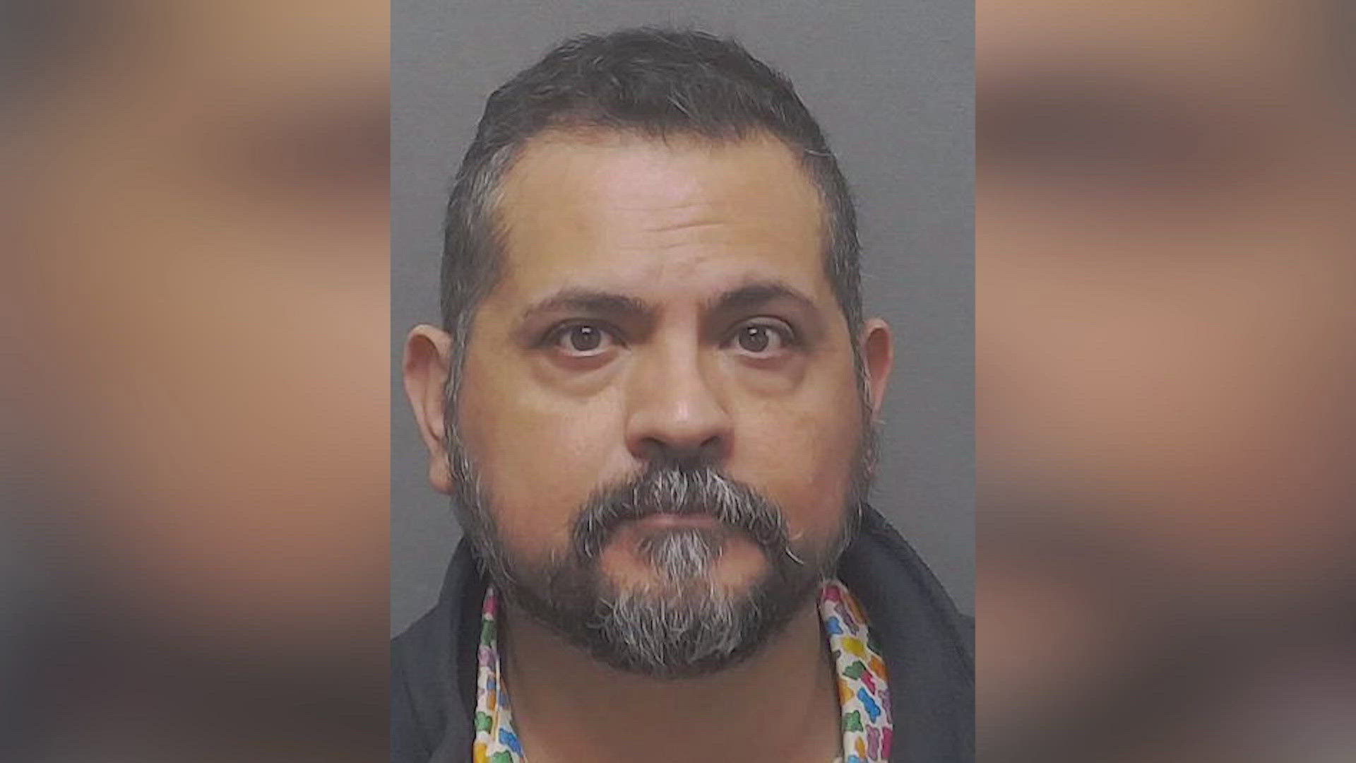 Man sentenced to life without parole for sexually abusing young girl, D ...