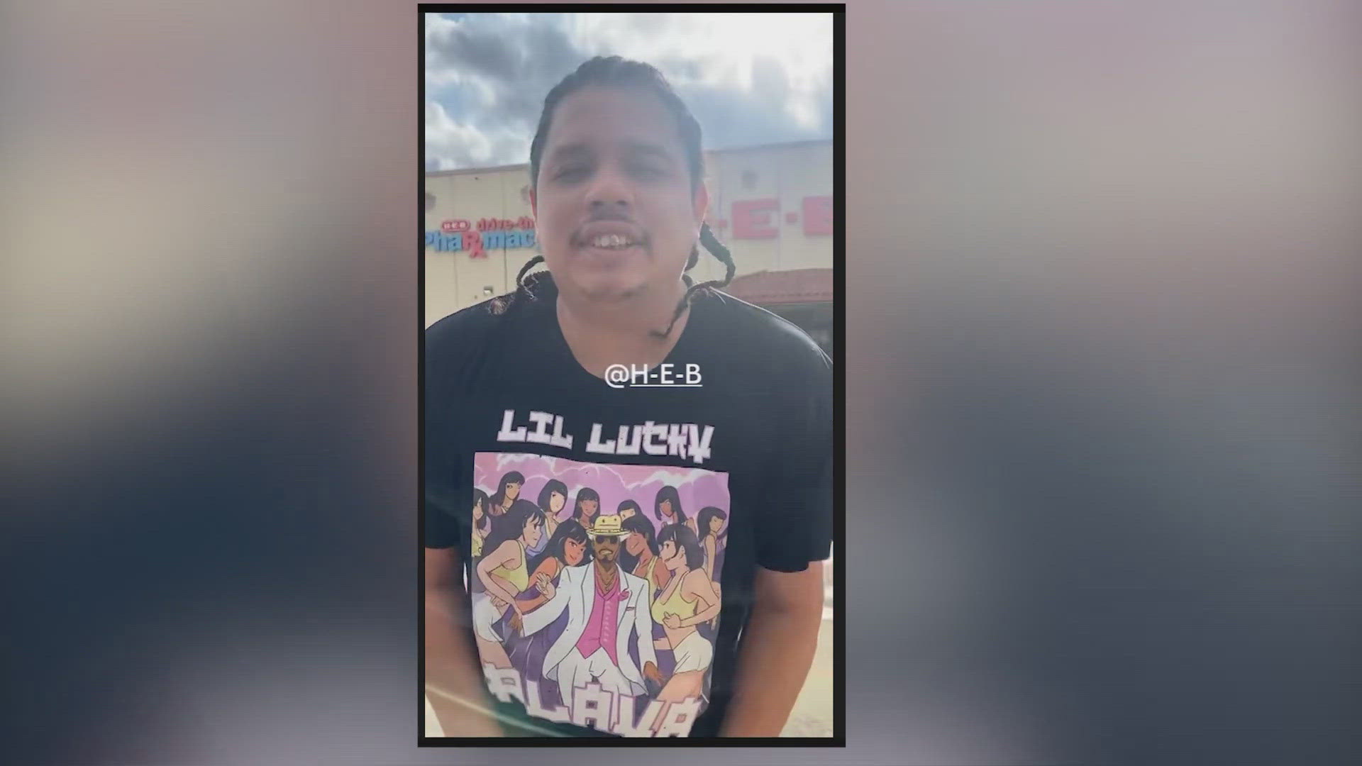 It's no secret San Antonio loves H-E-B, but one person wanted to share it with the world.