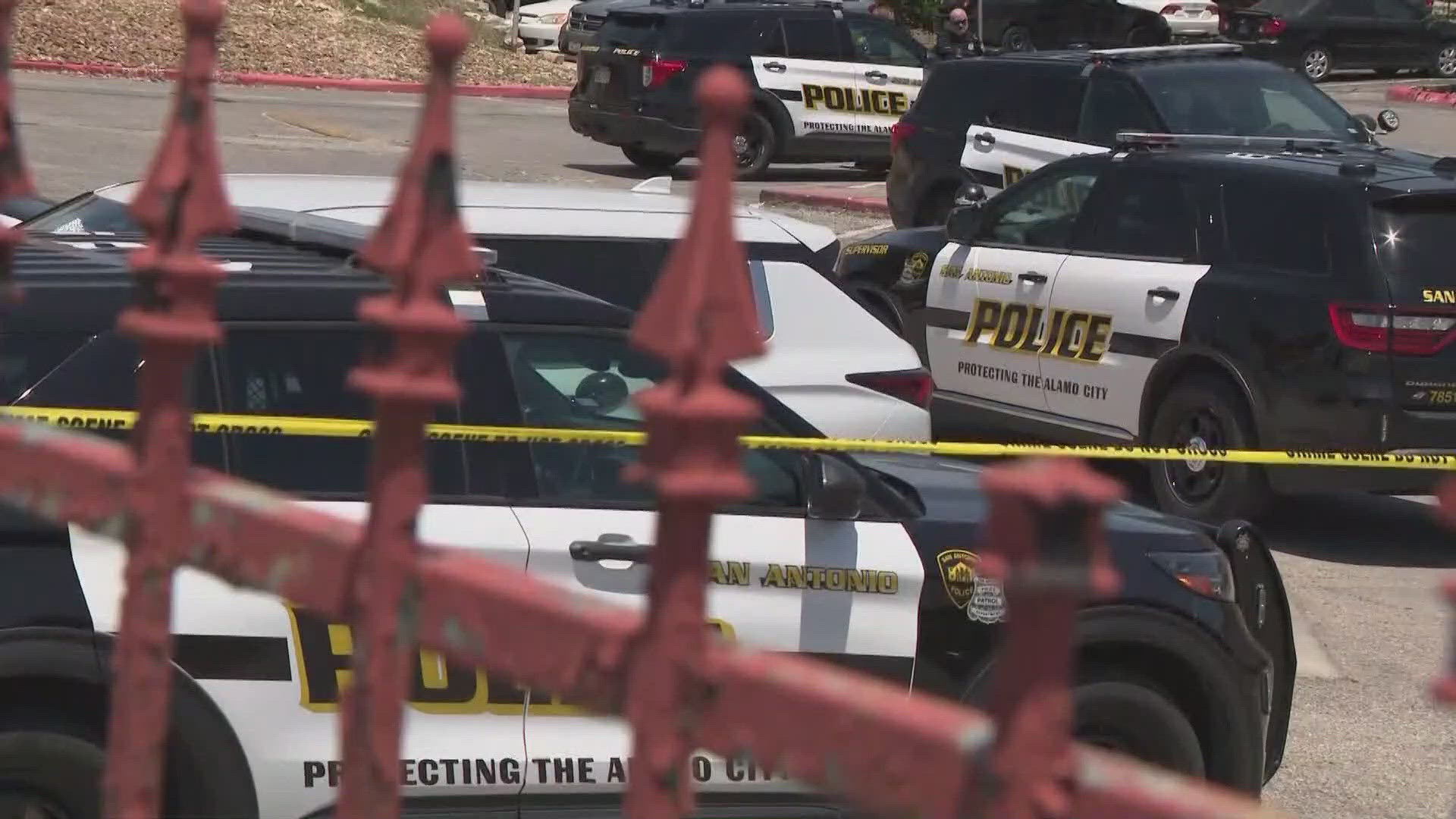 Teen arrested in San Antonio robbery; second suspect still on the run ...