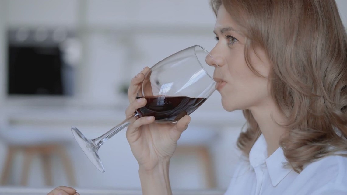 Dealing with alcoholism as the holidays approach - Vimarsana News