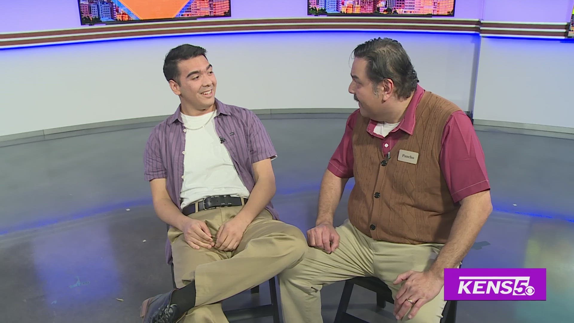 Teatro Audaz stops by to show a preview of their upcoming holiday performance of "It's a Wonderful Vida".