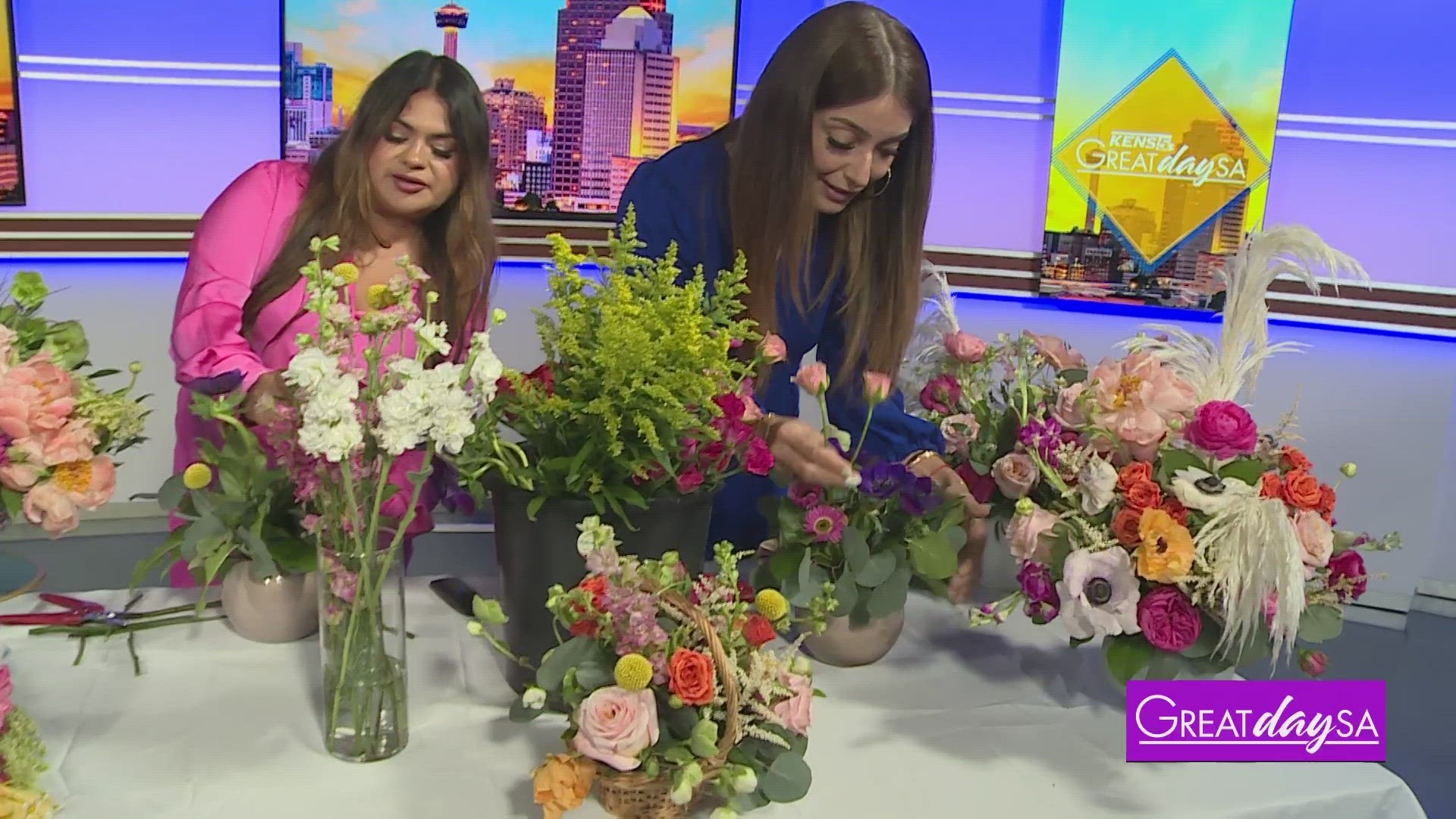 Anabel Castellanos with Bellaboo Blooms shares how she makes the perfect Mother's Day bouquet.