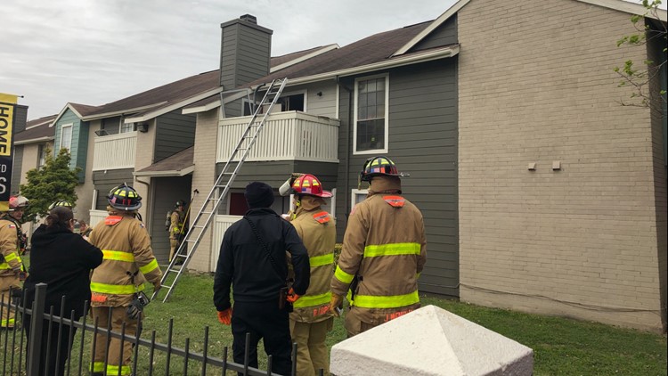 Fire crews put out apartment fire on the northeast side | kens5.com