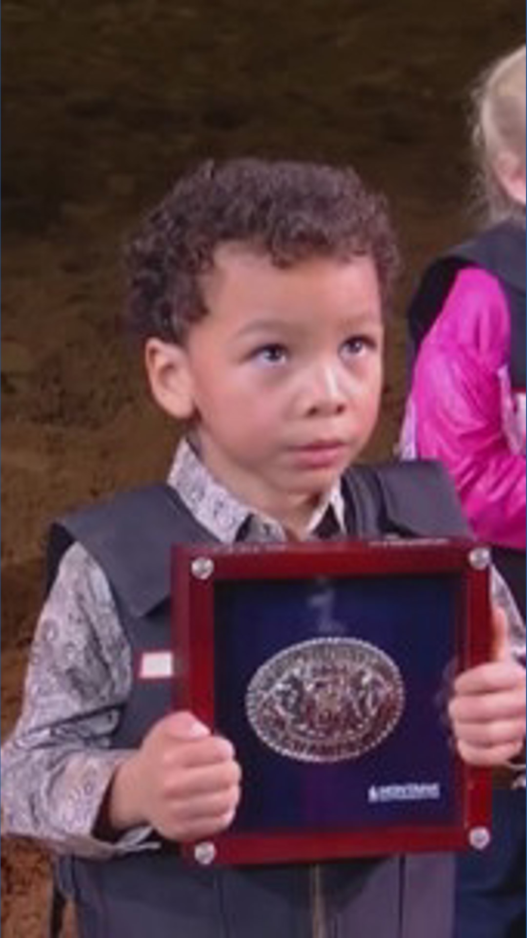 Cameron Dukes holds on to become first Mutton Bustin' champ at 2026 San Antonio Stock Show & Rodeo