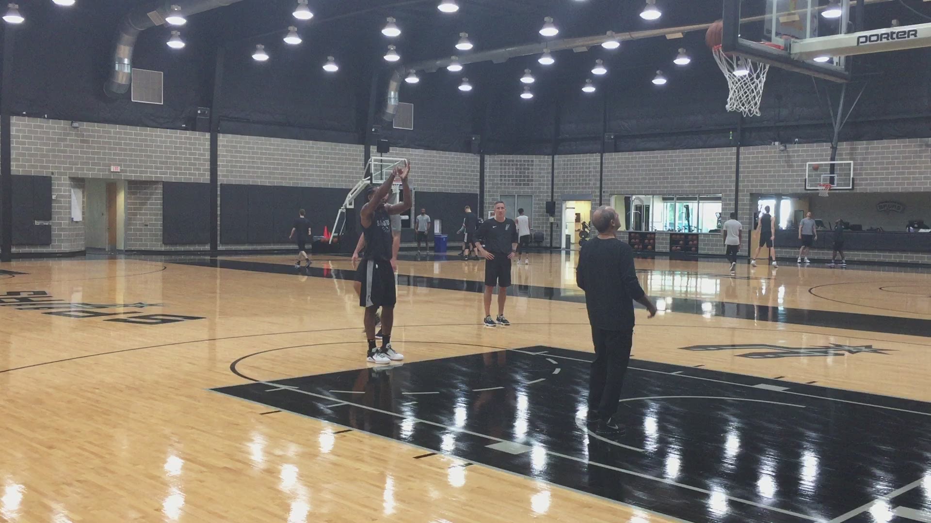 Kawhi Leonard works on his free throws after Monday's workout