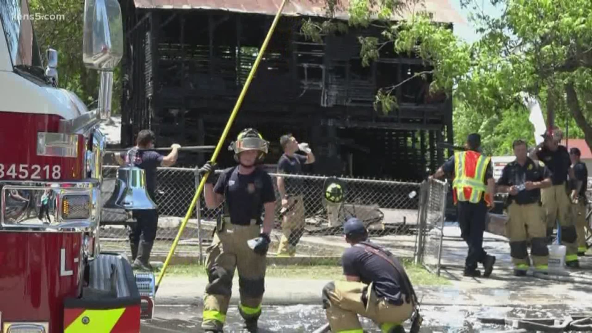 An Easter barbecue turned scary when a nearby garage caught on fire. The fire started around 2 p.m. Sunday afternoon on Steves avenue, near I-37.