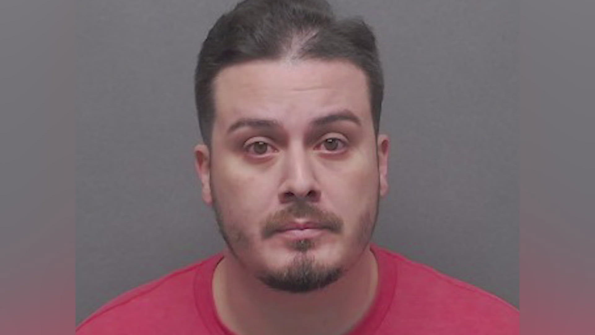 Man arrested after crash injures two in San Antonio | kens5.com