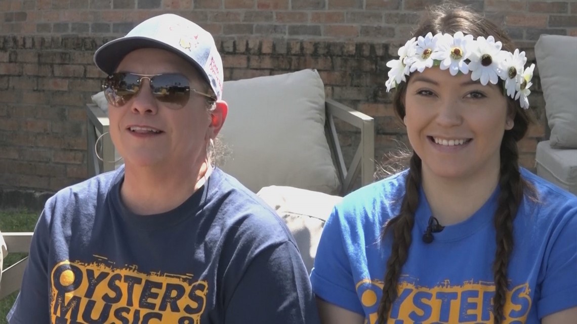 Three generations of alumni volunteer Oyster Bake
