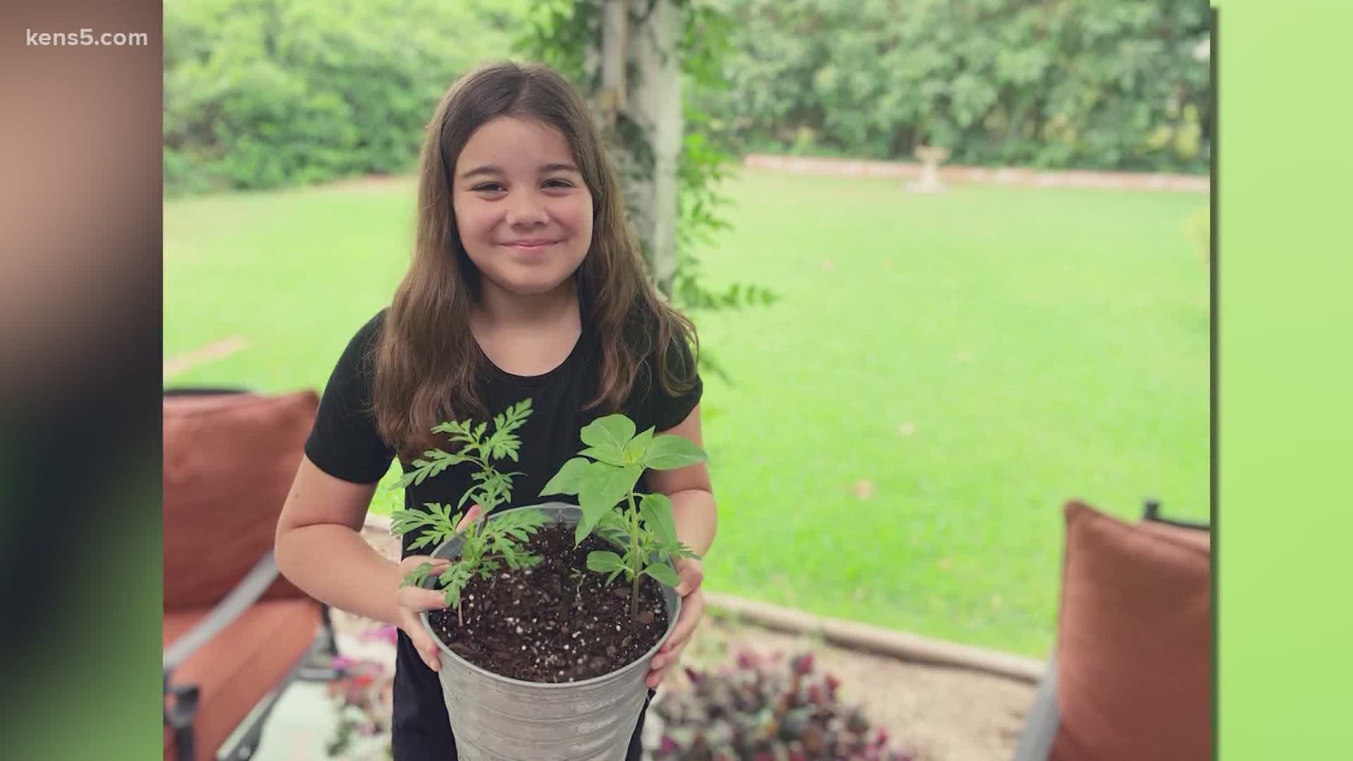 The 10-year-old Texan said she wanted to help the community in her own during uncertain times.