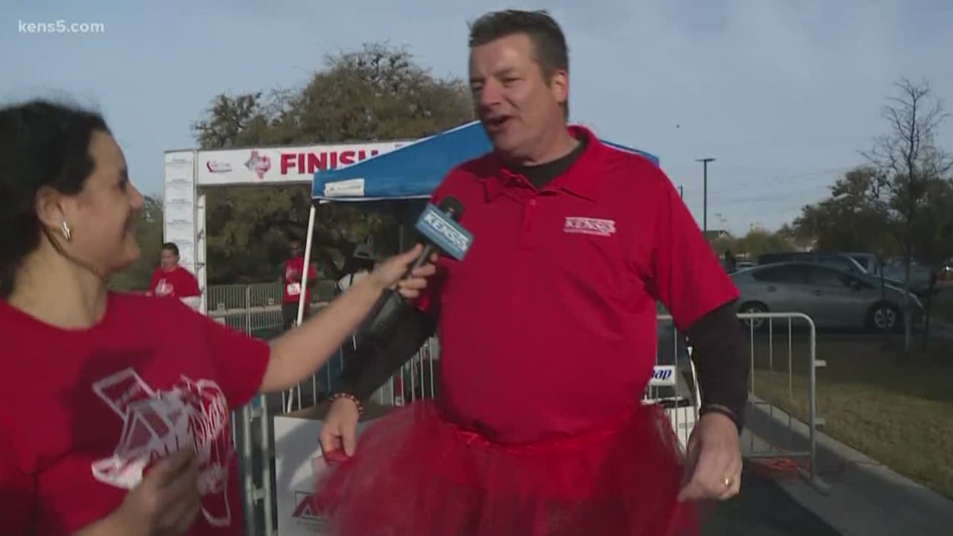 KENS 5's Bill Taylor and Erica Zucco report from the finish line at the Red Dress 5K Fun Run!