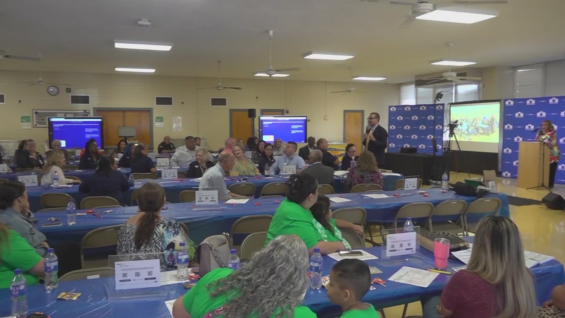 San Antonio ISD Holds First Community Meeting On Proposed School