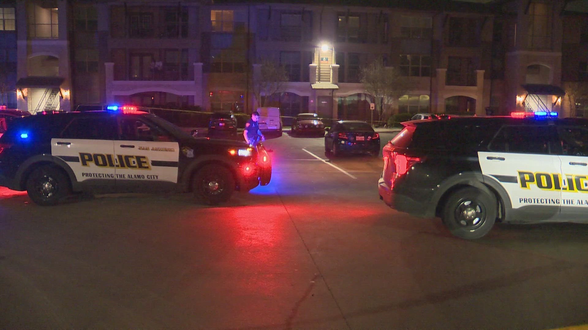 SAPD investigating shooting at apartment complex on west side