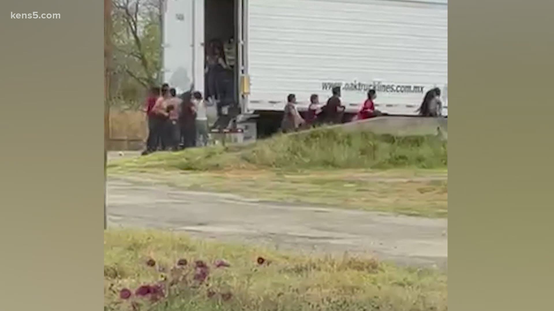 Video captured the moment dozens of migrants poured out of a tractor-trailer in Pearsall.
