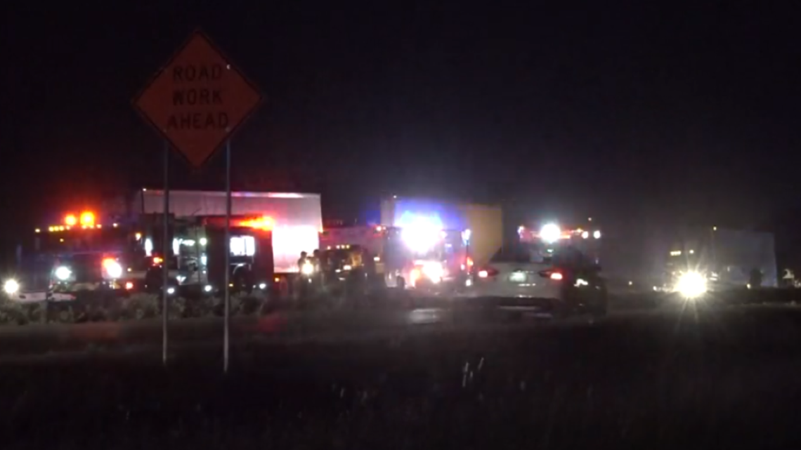 Deadly Wreck On I-35 Causes One Person To Be Ejected | Kens5.com