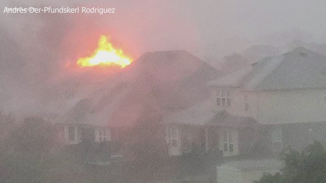 Home destroyed after lightning sparks massive fire in Alamo Ranch neighborhood - Vimarsana News