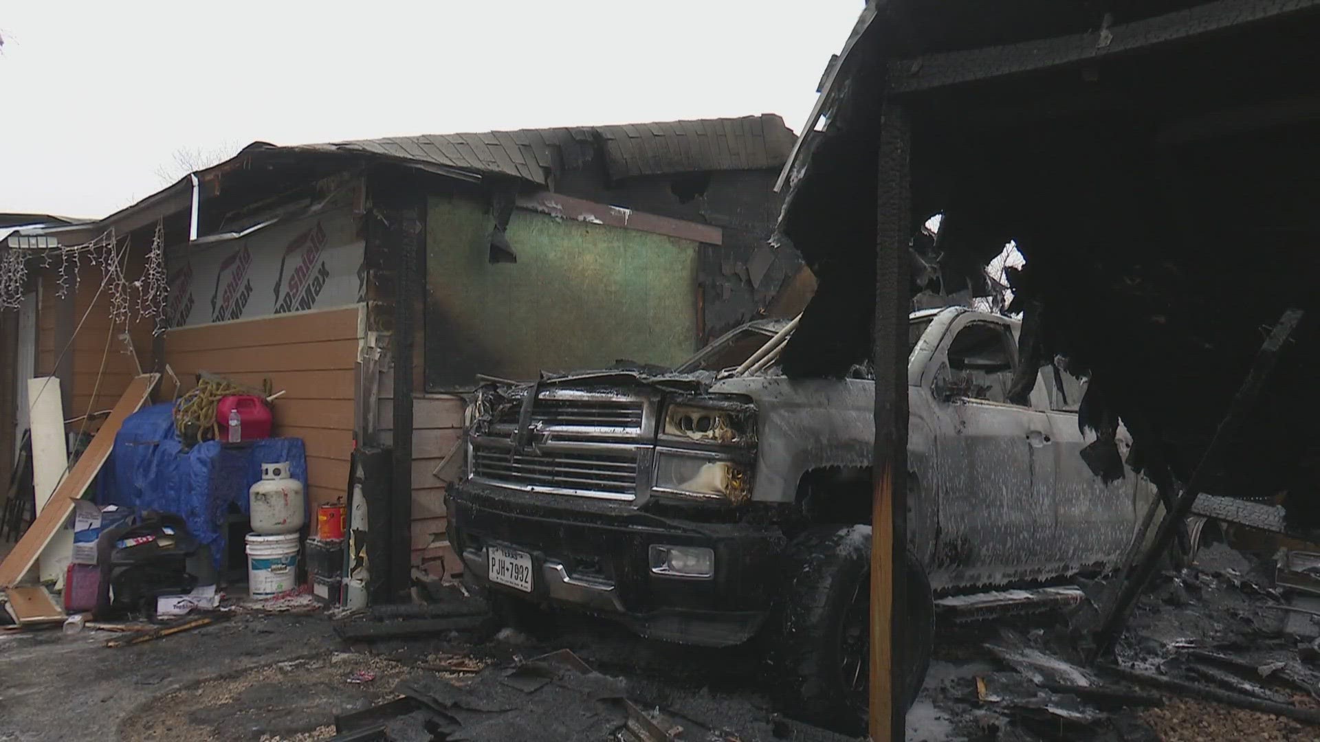 San Antonio Firefighters responded to the home off the 500 block of Westbend Drive around 11 a.m. Fortunately, everyone was able to get out safely.