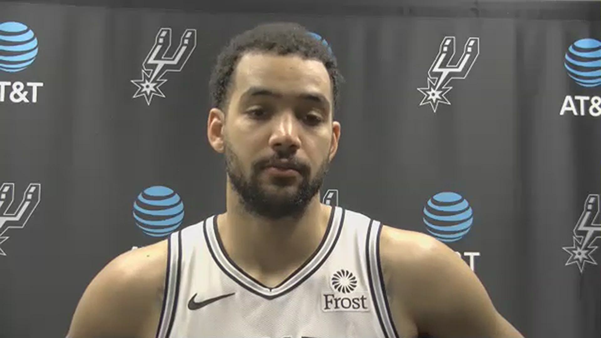 Lyles spoke about how the Spurs broke through in the second half, and what it's like to attack off of setups from DeMar DeRozan and Trey Lyles.