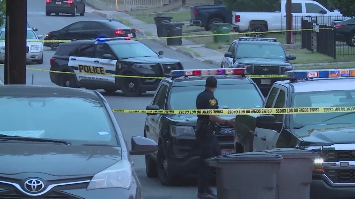 SAPD identify officer who shot, killed a woman on east side - Vimarsana News
