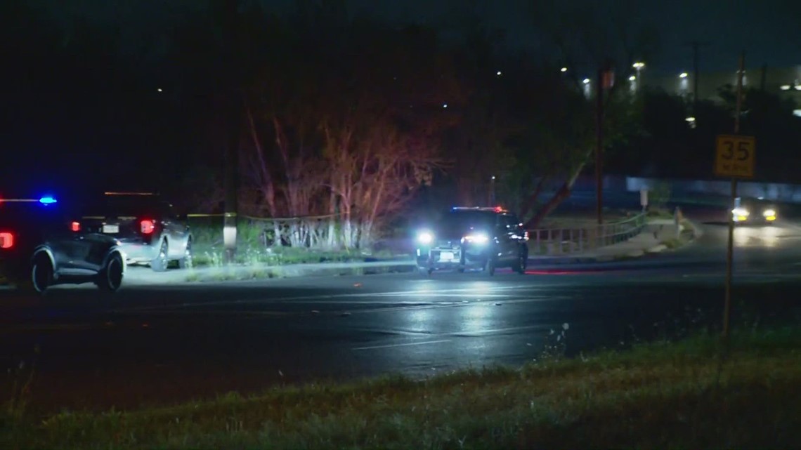 One Man Dies After Shooting At Intersection, SAPD Says | Kens5.com