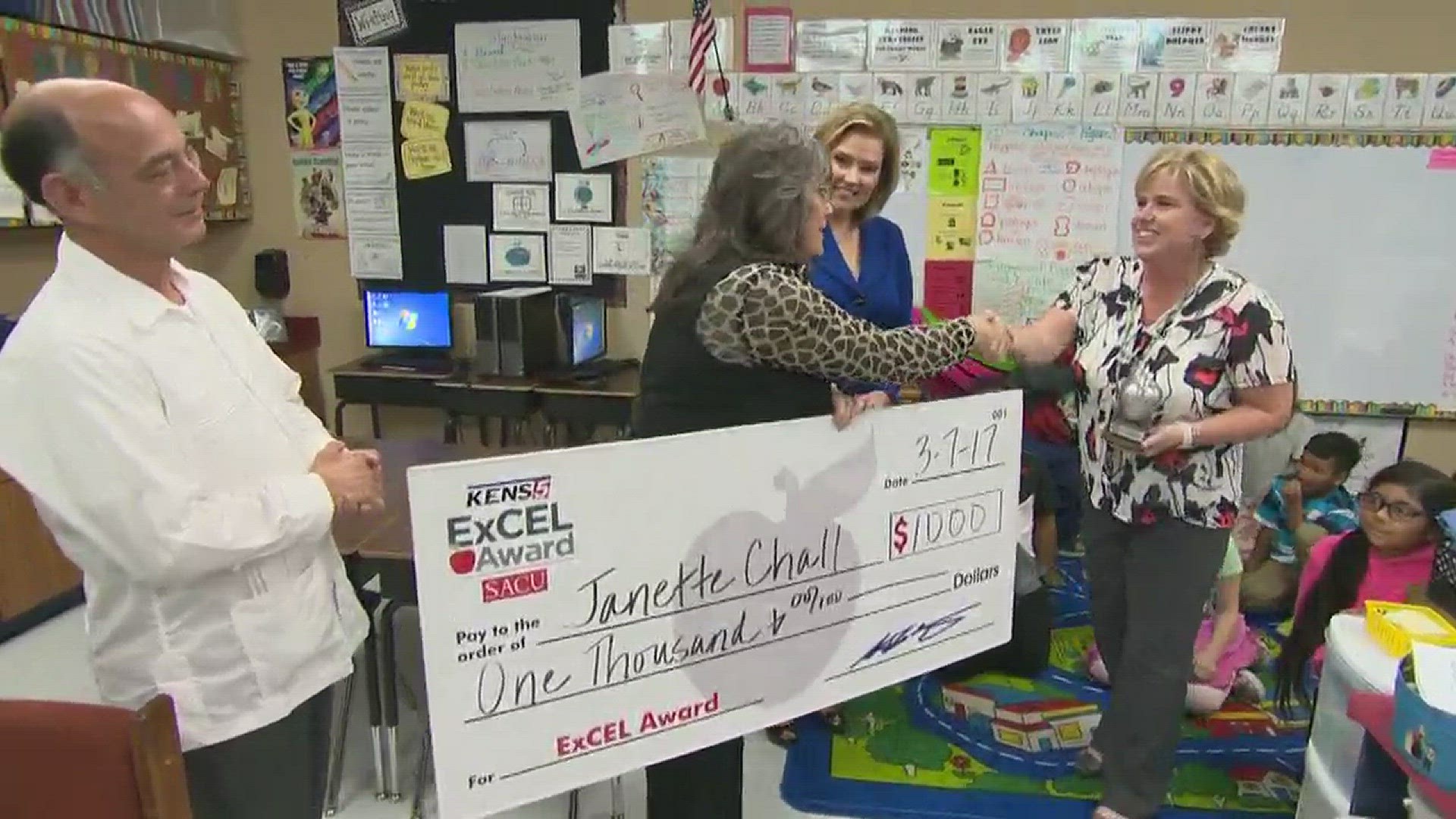 Janette Chall wins ExCEL Award for East Central ISD