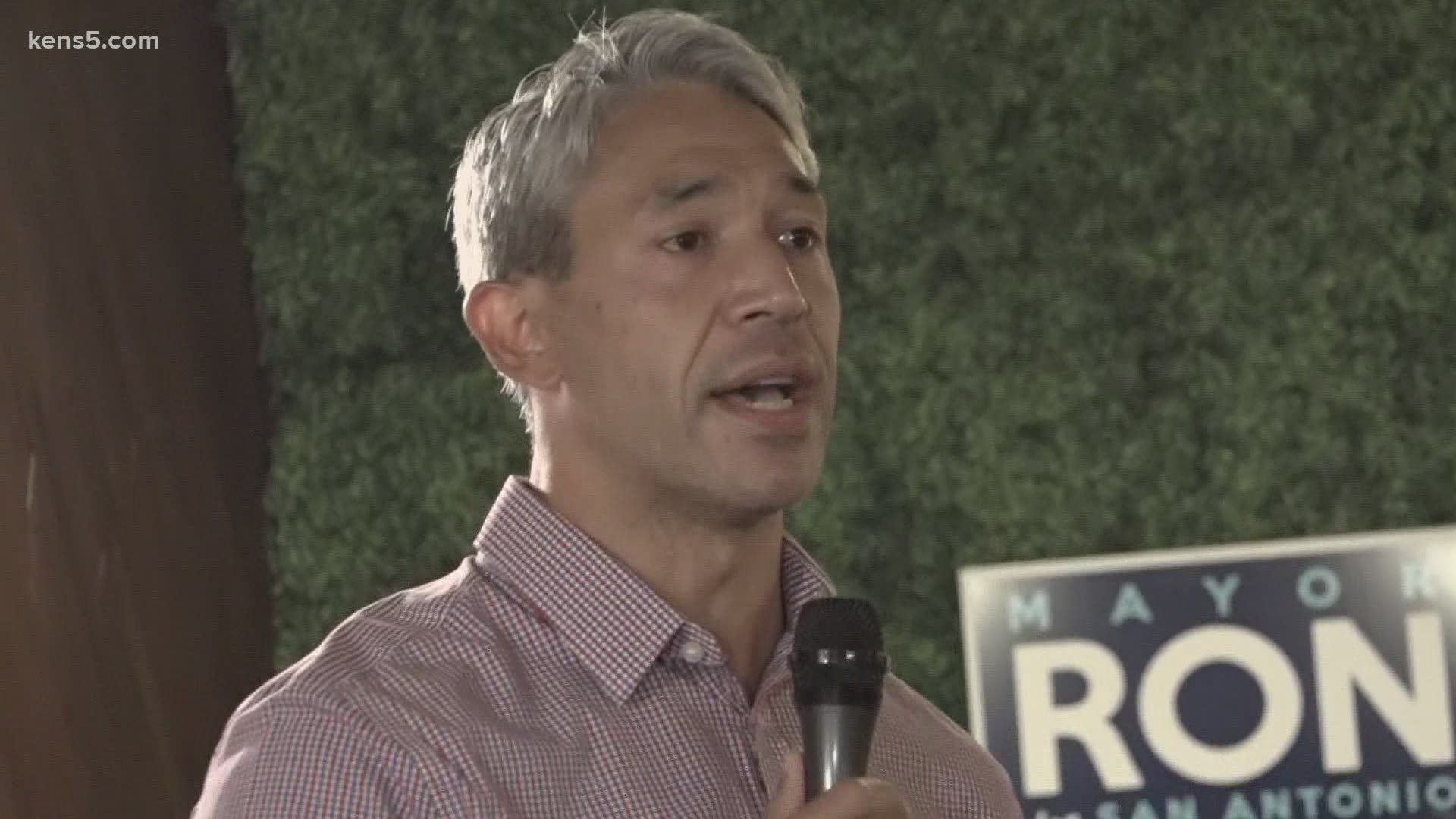 Early voters boosted incumbent Mayor Ron Nirenberg to a big lead over challenger Greg Brockhouse.
