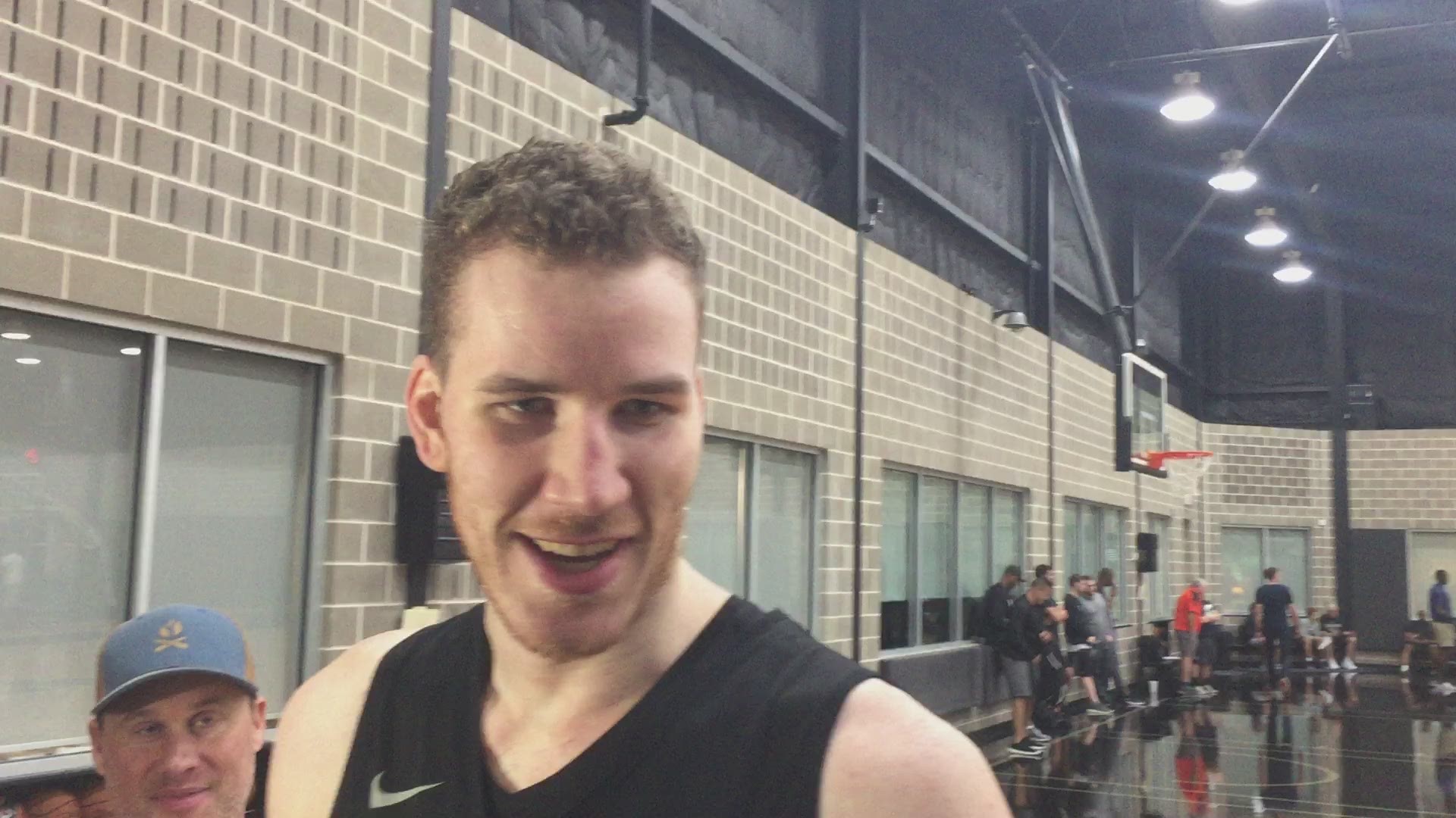 Spurs center Jakob Poeltl on opening the preseason