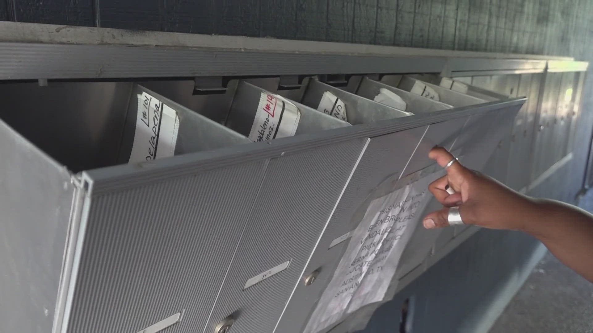 Residents at an Alamo Heights apartment complex said their mailboxes have been broken since March.