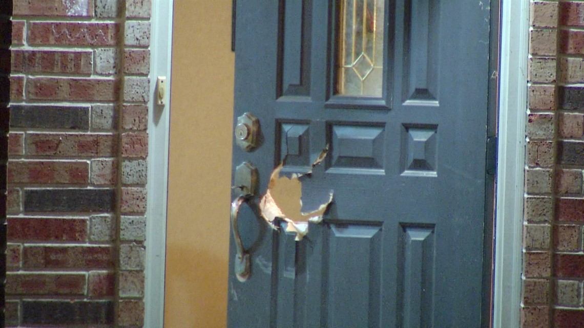 Standoff in Stone Oak ends after 6 hours, suspect taken into custody