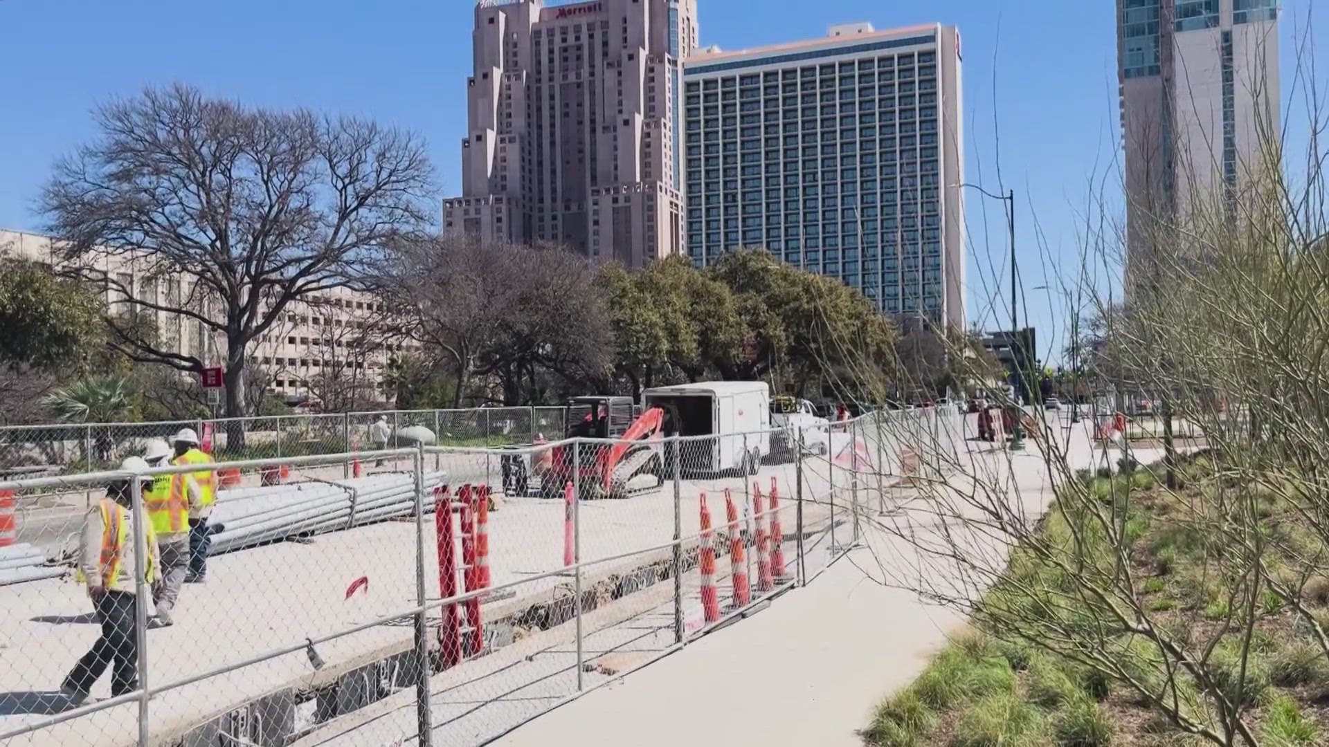 Navigating construction detours in downtown San Antonio ahead of Final ...