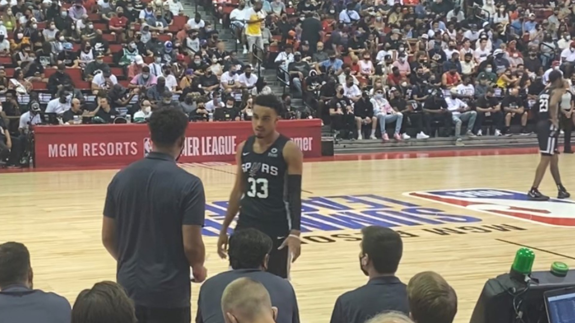 Tre Jones finished with 34 points, 9 assists and 8 boards in the best Summer League game for any Spur this year.