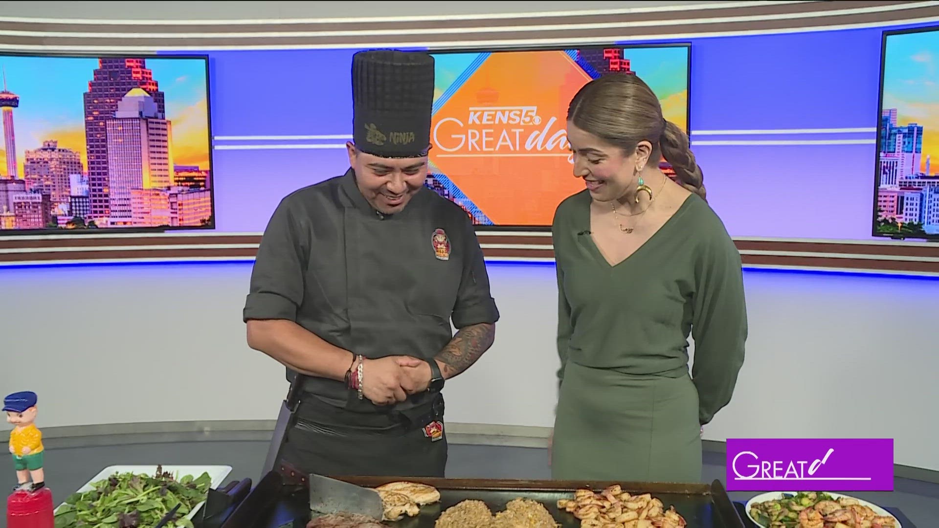 Chef Daniel with Let's Hibachi cooks up some delicious Japanese-style dishes.