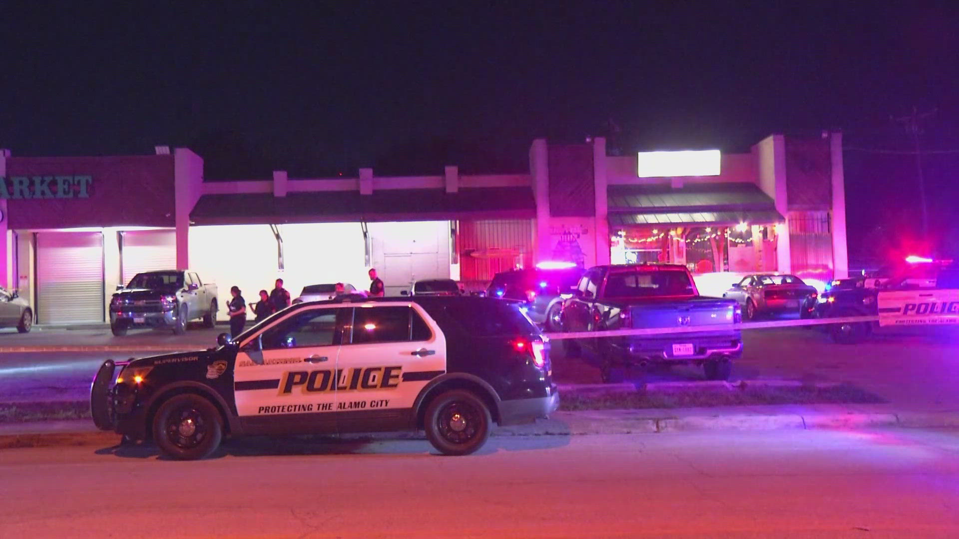 Police investigate bar shooting in San Antonio | kens5.com