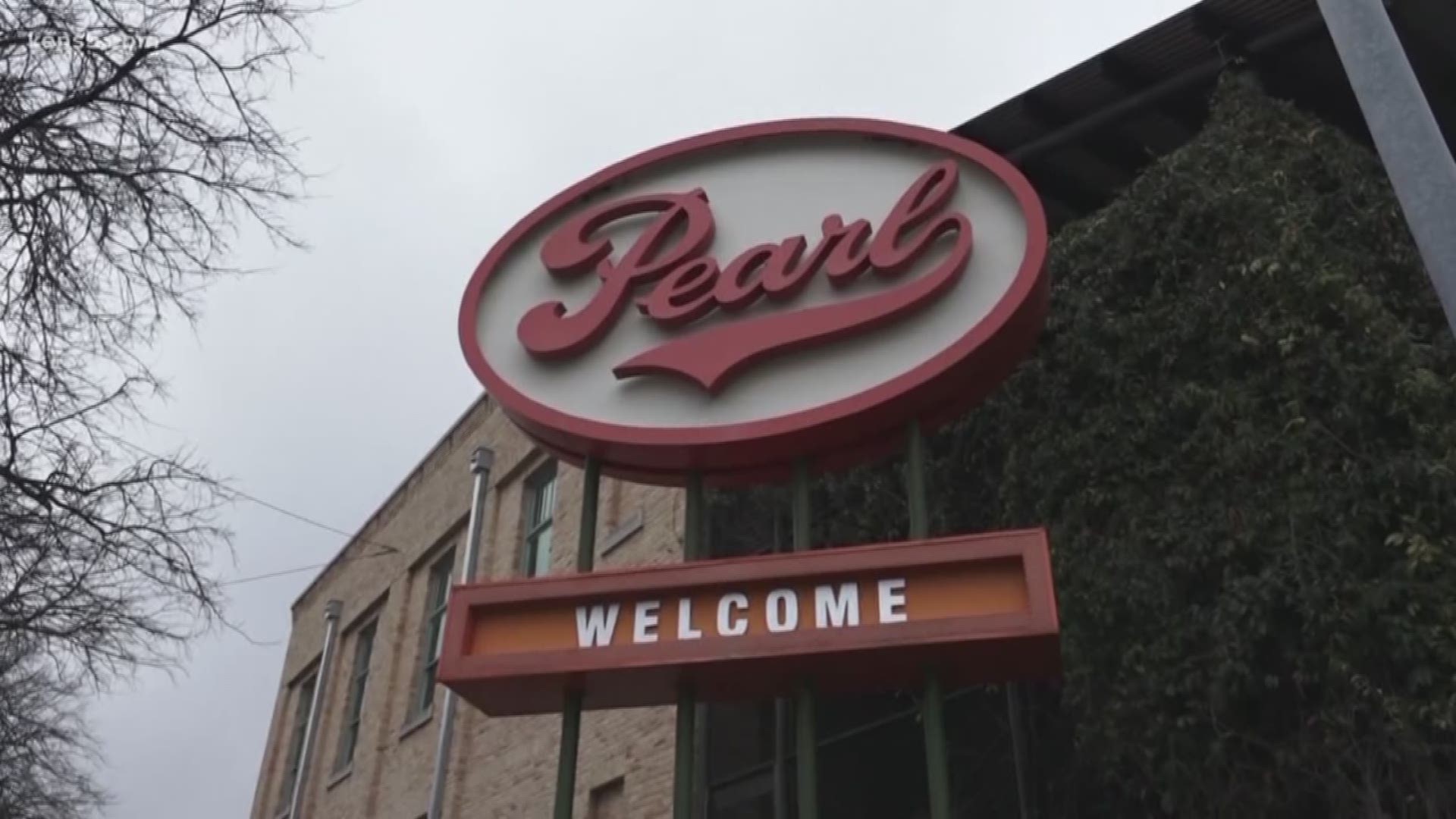 E-scooters are zipping all over downtown San Antonio. Eyewitness News reporter Jaleesa Irazarry explains what's behind the ban at the Pearl.