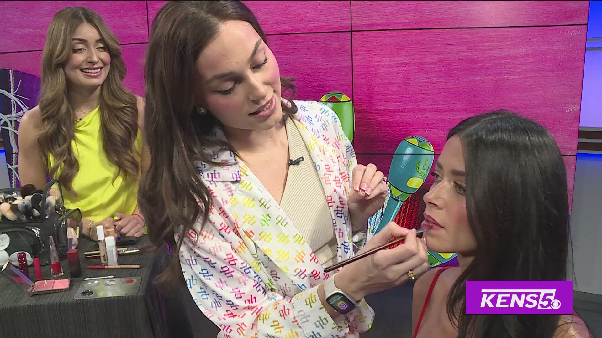 Makeup Artist Angelica Pavlova shares tips on how to get the perfect makeup look for Fiesta.