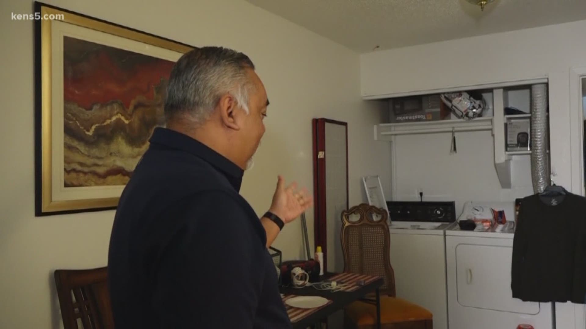 A local non profit made a veteran feel at home after spending months in a San Antonio hospital. Just weeks ago, it appeared as if no one lived inside Robert Lopez’s apartment. Eyewitness News reporter Adi Guajardo explains.